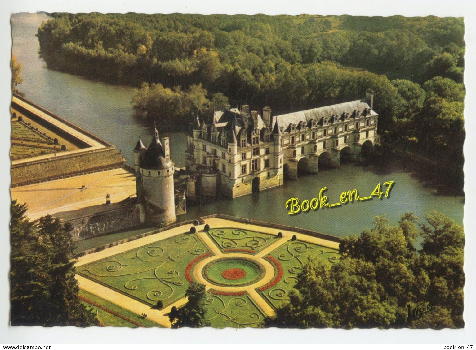 {91970} 37 Indre Et Loire Chenonceaux ,  Vue Aérienne Du Château , Au Premier Plan , Le Jardin De Catherine De Médicis - Chenonceaux