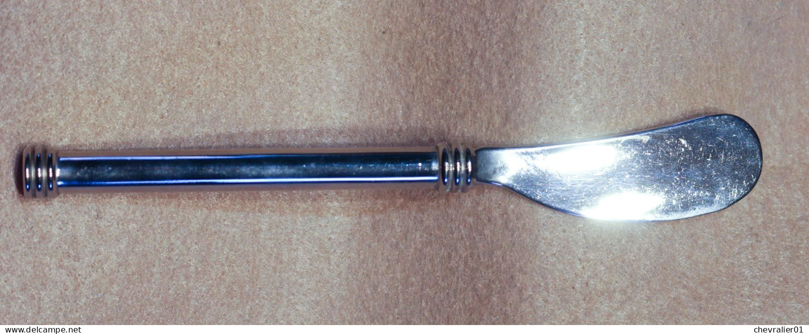 Orfèvrerie_Couteau à Beurre En Métal Argenté - Silberzeug