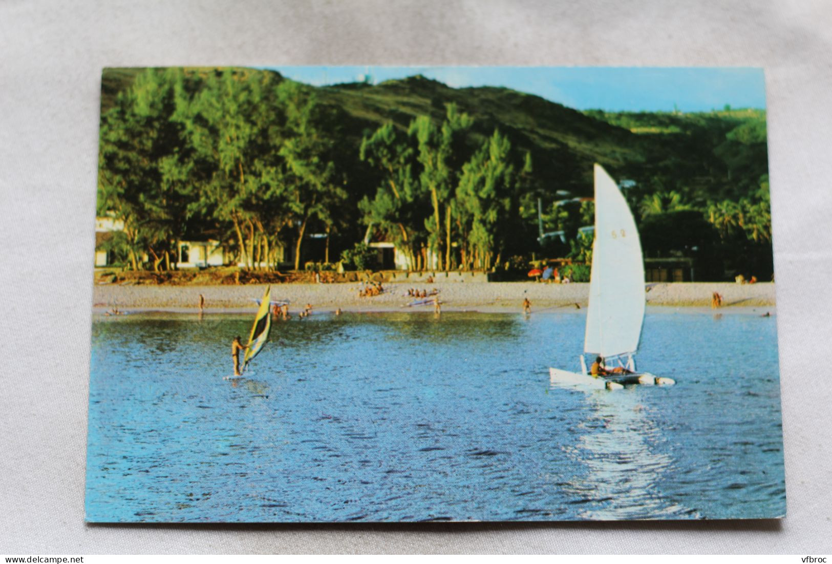 N609, Cpm, L'ile De La Réunion,  Plage Des Roches Noires à Saint Gilles - Andere & Zonder Classificatie