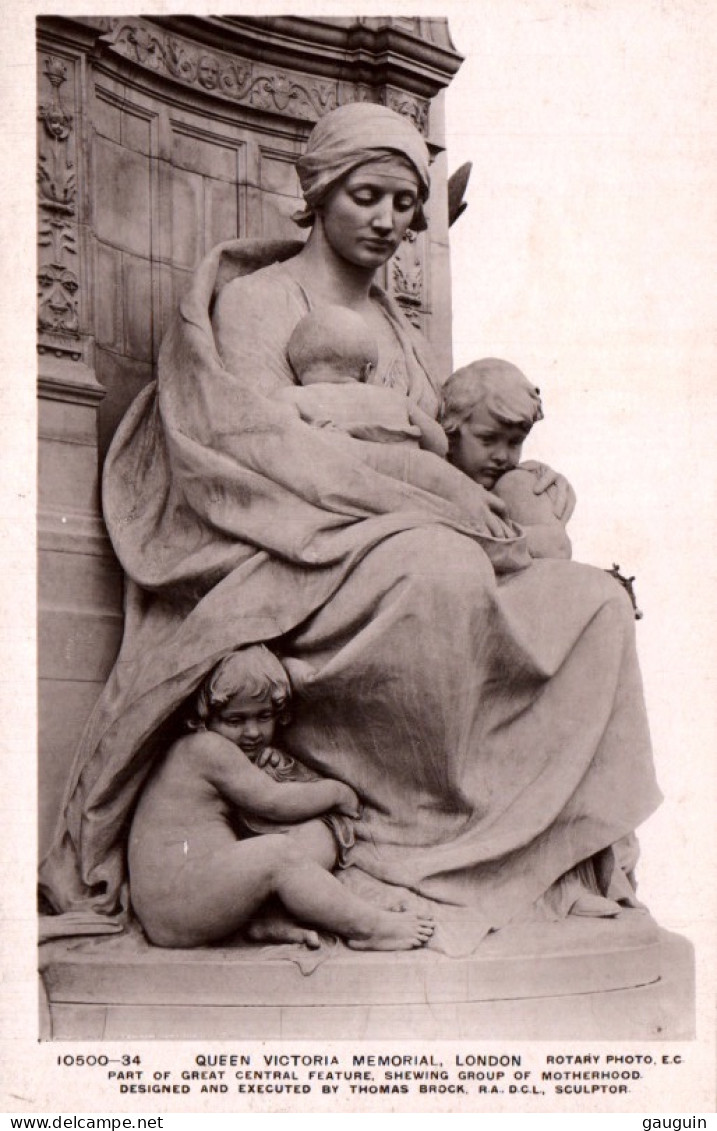 CPA - LONDRES - QUEEN VICTORIA MEMORIAL - Partie Centrale "Groupe Maternité" Oeuvre Thomas BROCK ... Rotary Photo. - Sculpturen