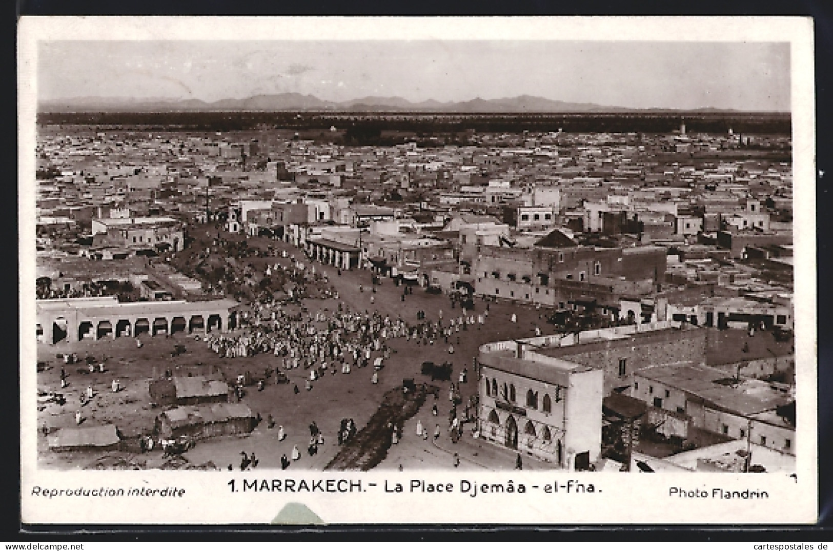 CPA Marrakech, La Place Djemaa-e-Fina  - Marrakesh