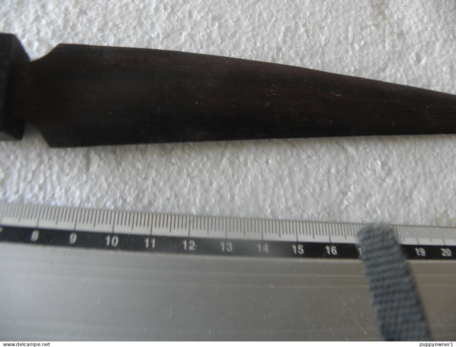 Antique Poignard Couteau Africain En Bois Tete Dauphin - Sammlerwaffen