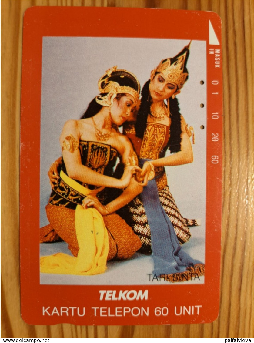 Phonecard Indonesia - Woman - Indonesien