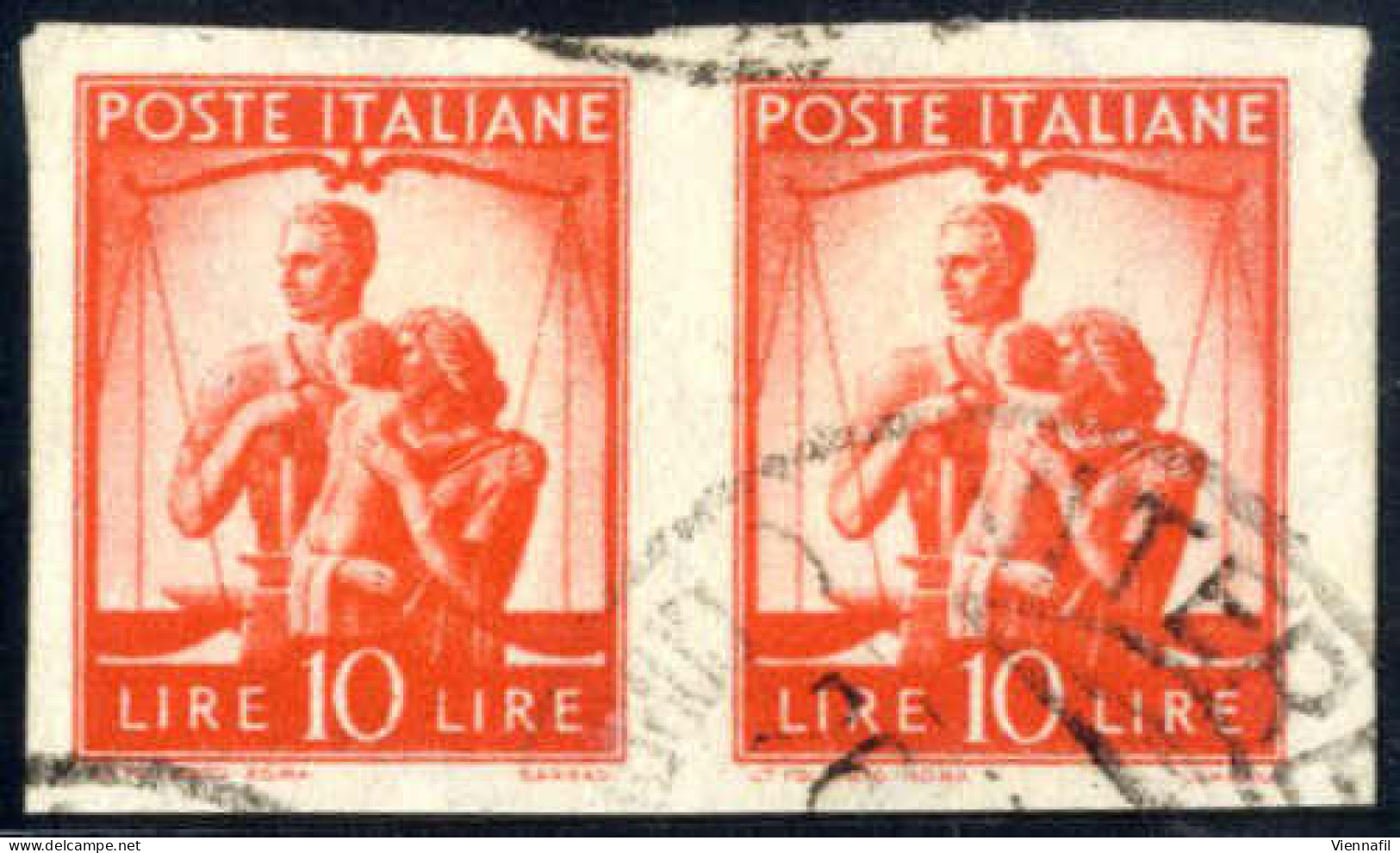 O/pair 1947, Democratica 10 Lire Arancio, Coppia Orizzontale NON DENTELLATA, Annullata Con Il Timbro Di Viterbo, Molto B - Autres & Non Classés