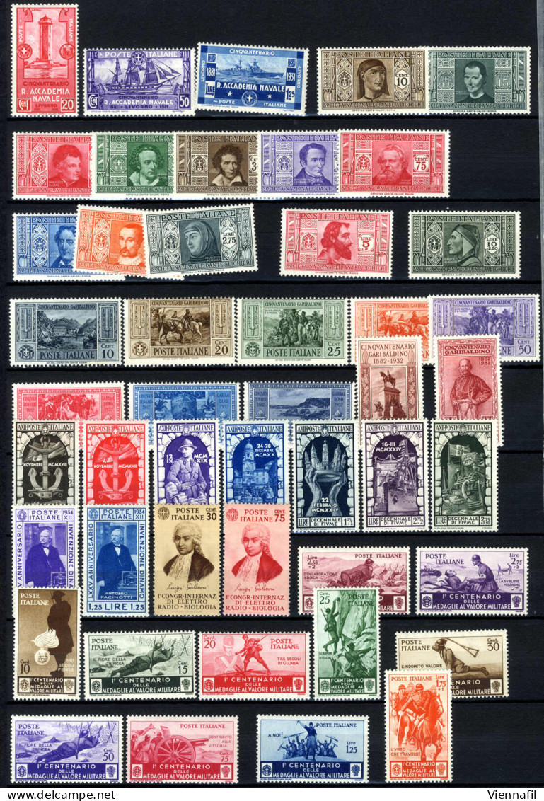 ** REGNO e LUOGOTENENZA, collezione del 1889-1945 in un album, con molte buone serie complete (crociera del 1924, Ferruc