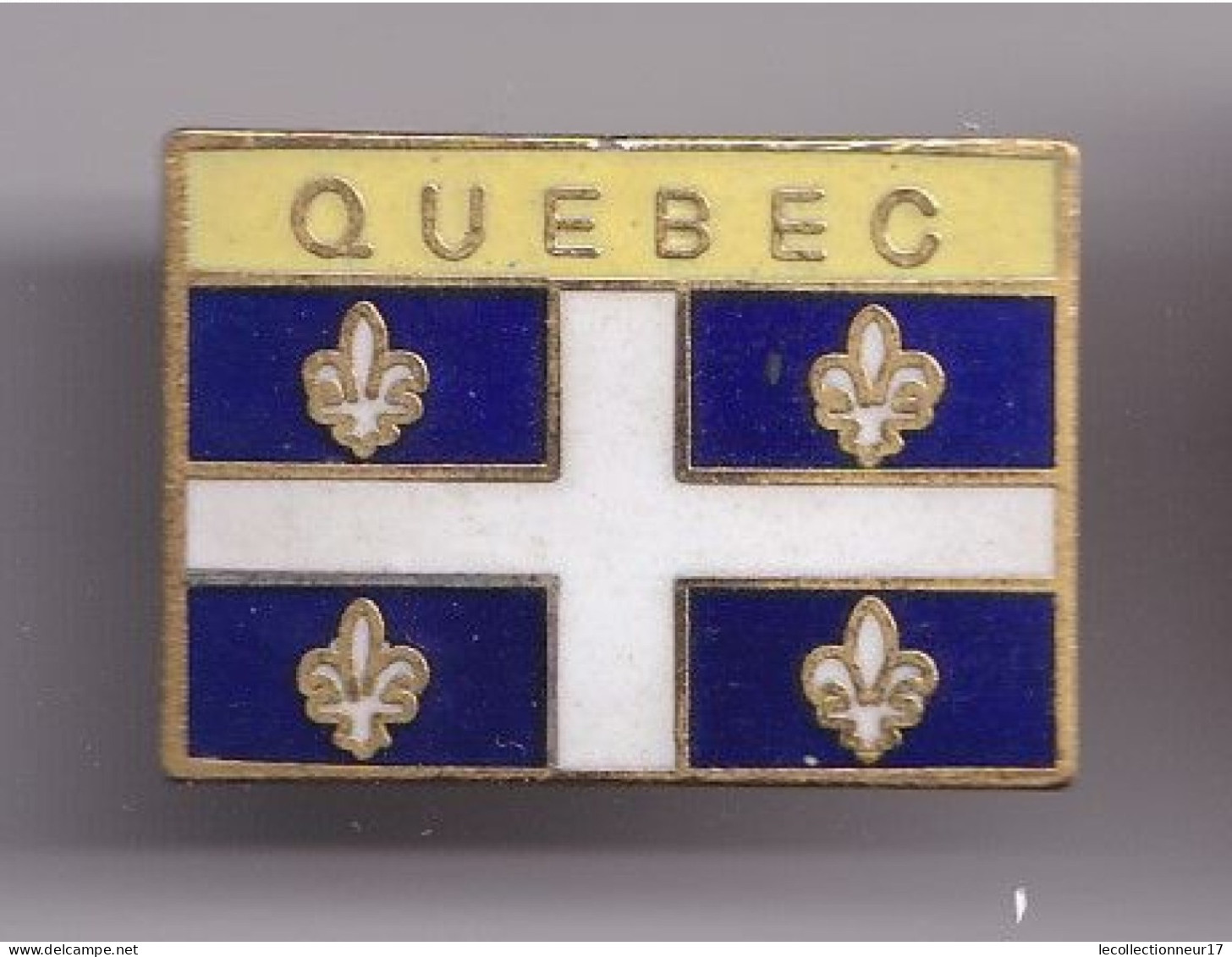 Pin's Drapeau Du Québec Réf 8613 - Städte