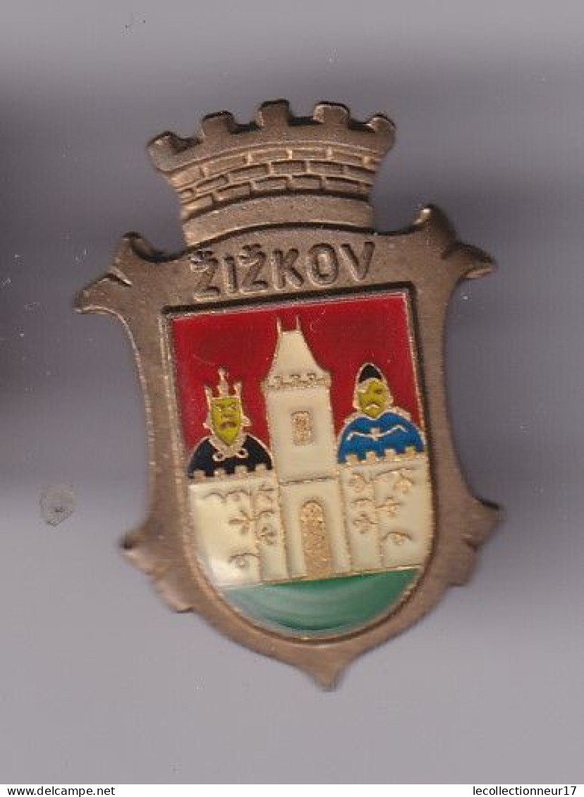 Pin's Blason Ecusson Zizkov Réf 8626 - Città