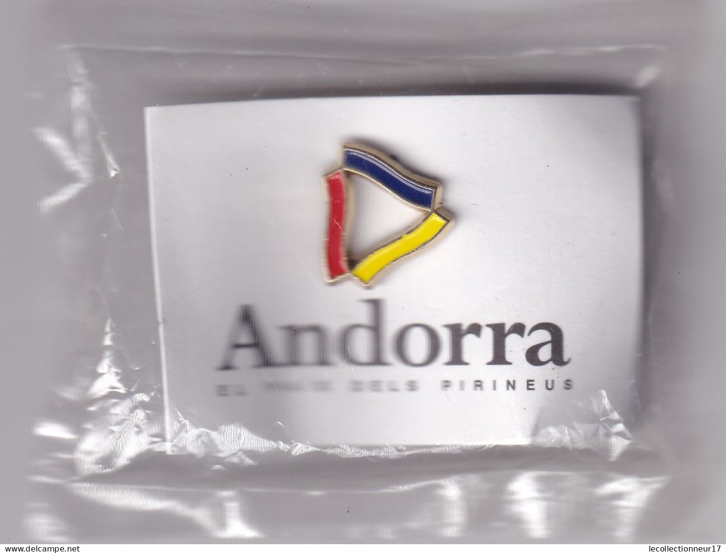 Pin's Andorra Réf 8910 - Ciudades