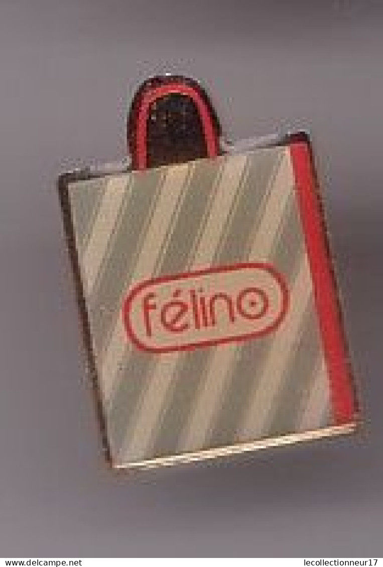 Pin's Flacon De Parfum De Felino Réf 577 - Parfums