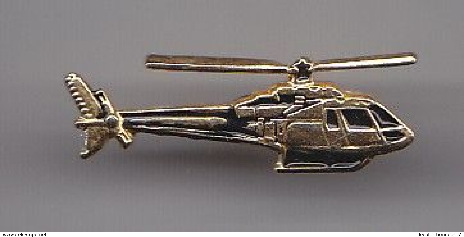 Pin's Hélicoptère Réf 6372 - Aerei