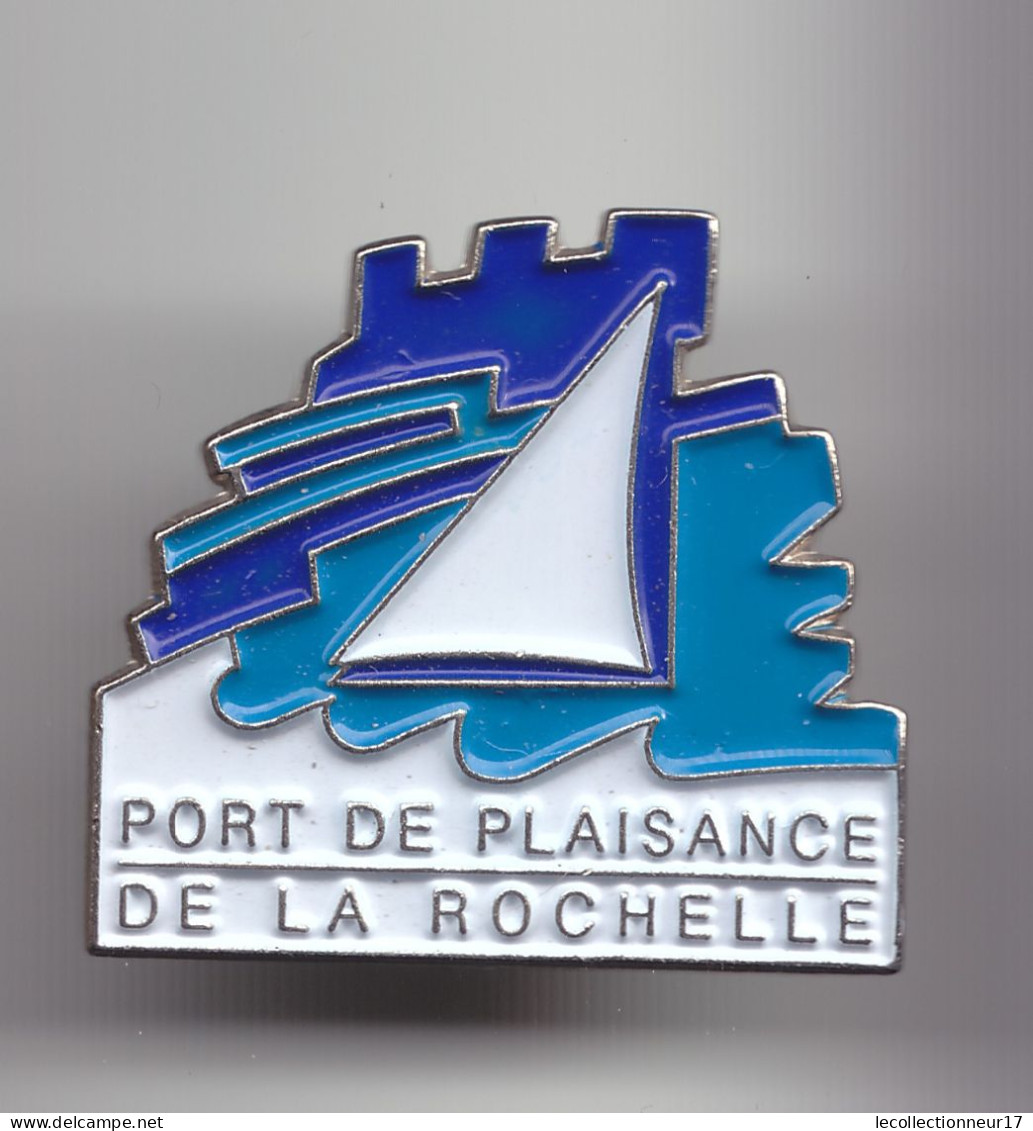 Pin's Port De Plaisance La Rochelle En Charente Maritime Dpt 17 Voilier Réf 4018 - Ciudades