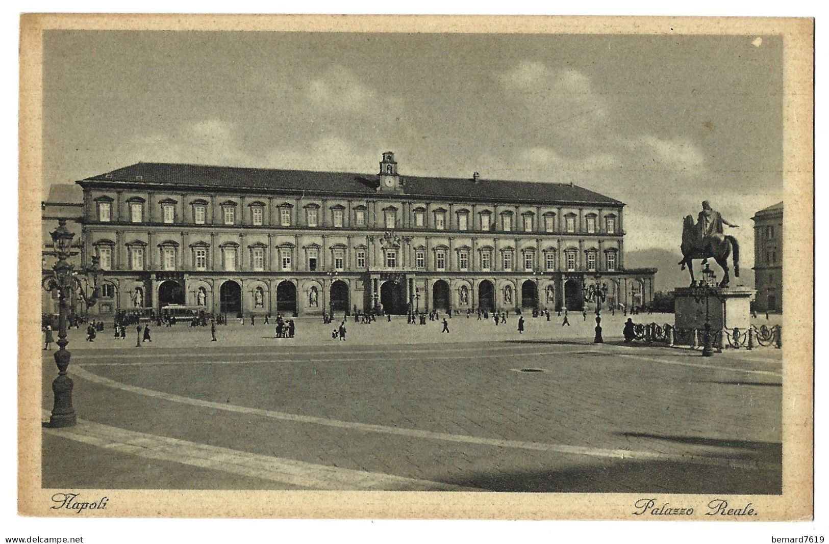 Italie  - Naples - Napoli -   Palazzo Reale - Napoli (Napels)