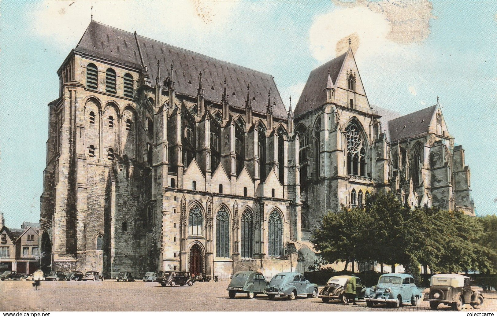 SAINT QUENTIN     La  Cathédrale - Saint Quentin