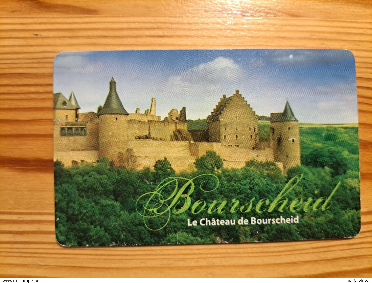 Phonecard Luxembourg - Castle, Bourscheid - Lussemburgo