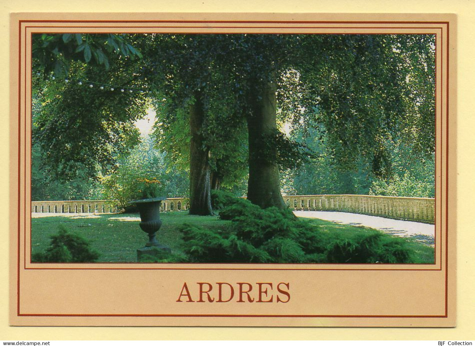 62. ARDRES – Les Jardins De L'hôtel De Ville (voir Scan Recto/verso) - Ardres