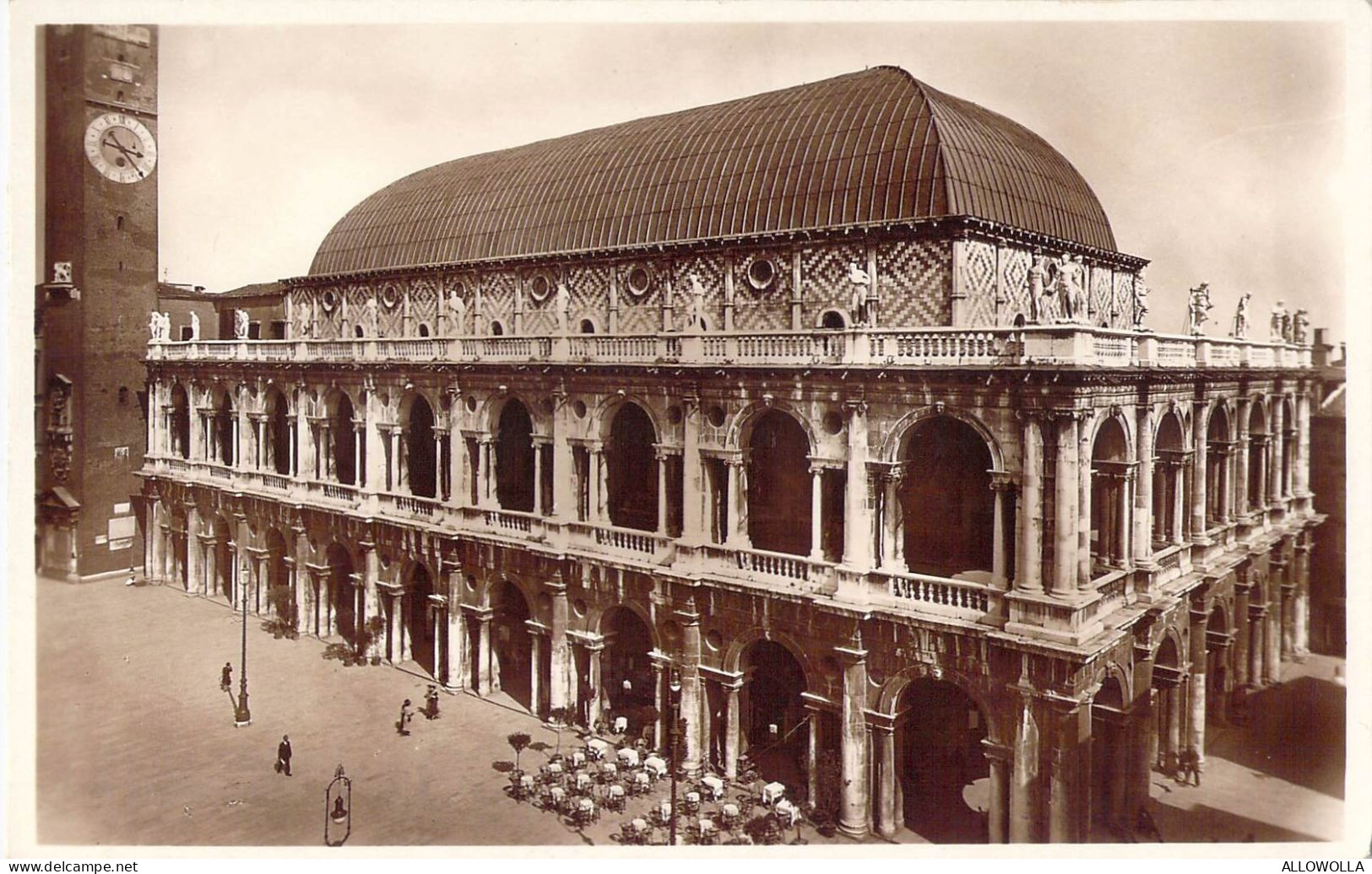 26870 " VICENZA-PIAZZA DEI SIGNOR-BASILICA PALLADIANA " ANIMATA-VERA FOTO -CART. POST. NON SPED. - Vicenza