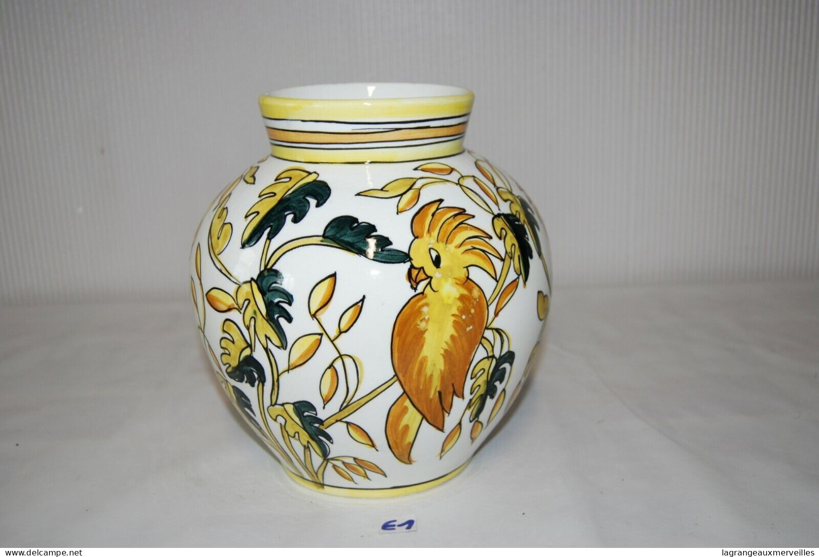 E1 Ancien Vase - Vasque - Décor Animalier - Fait Main - Jarrones
