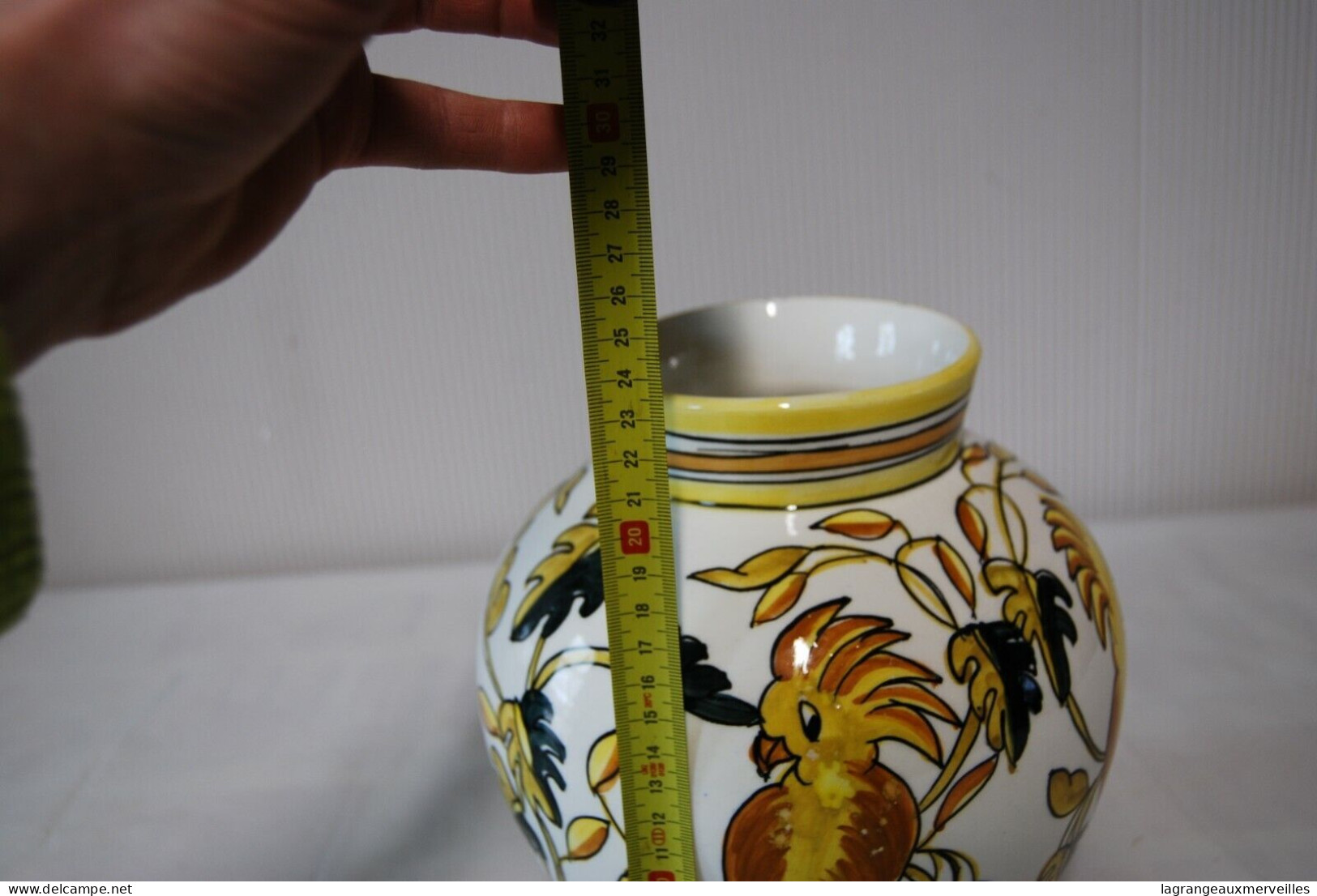 E1 Ancien Vase - Vasque - Décor Animalier - Fait Main - Vazen