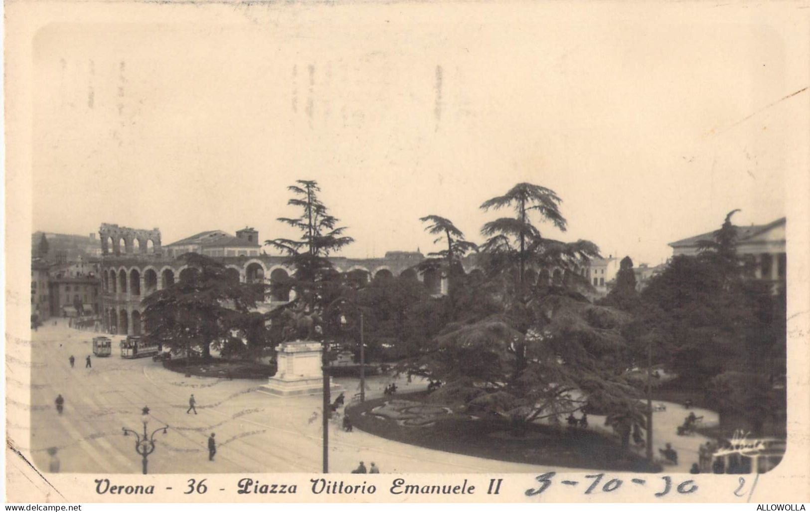 26875 " VERONA-PIAZZA VITTORIO EMANUELE II " ANIMATA-VERA FOTO -CART. POST.  SPED.1930 - Verona