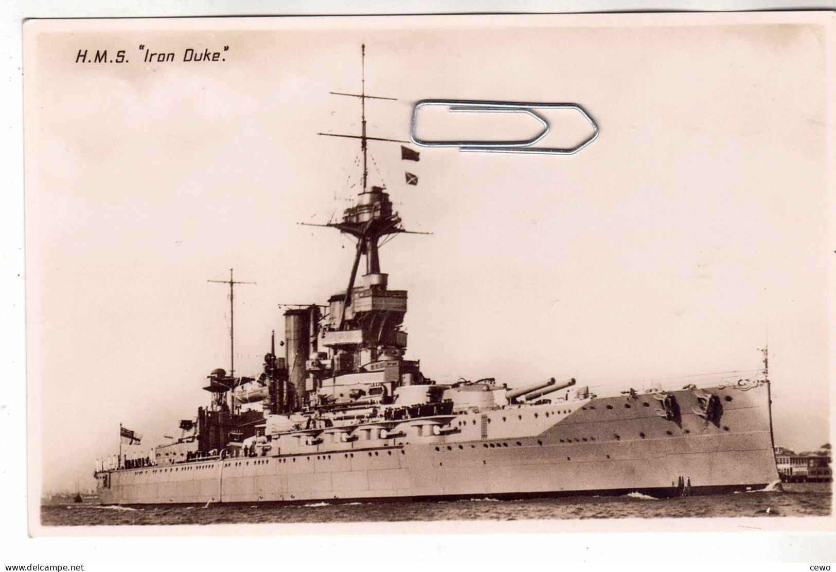 CPA MARINE NAVIRE DE GUERRE CUIRASSE ANGLAIS HMS H.M.S. IRON DUKE - Warships