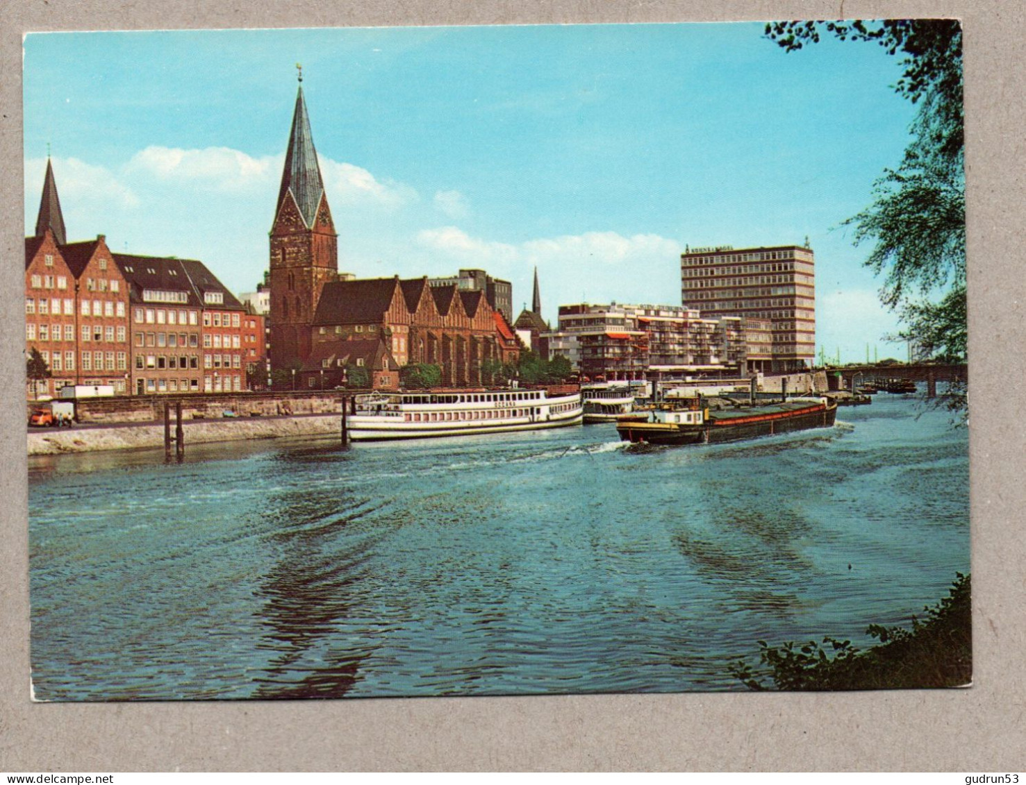 001} BRD - Bremen - 19 AK (alle im Bild) - Hafen, Schiffe, Rathaus, Dom,Börse