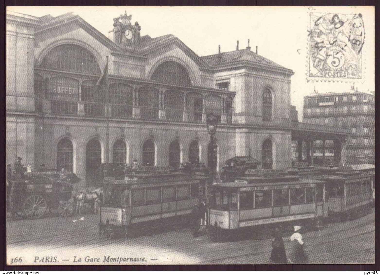 PARIS LA GARE MONTPARNASSE - Gares - Avec Trains