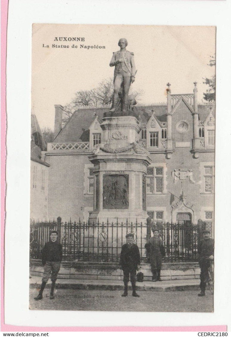 AUXONNE LA STATUE DE NAPOLEON ANIMEE - Auxonne