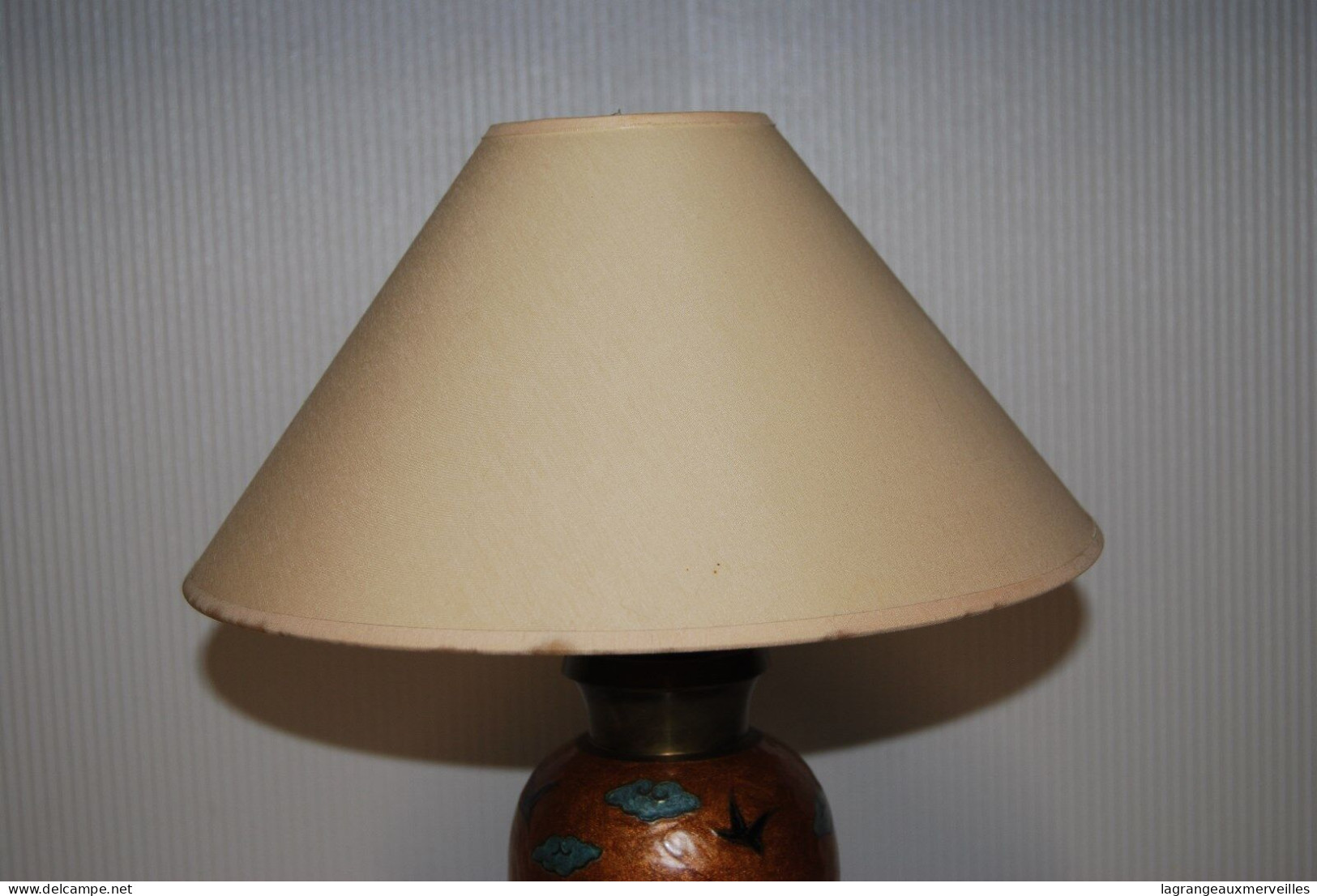 E1 Lampe De Table En Cuivre Peint Vernicé - Lantaarns & Kroonluchters