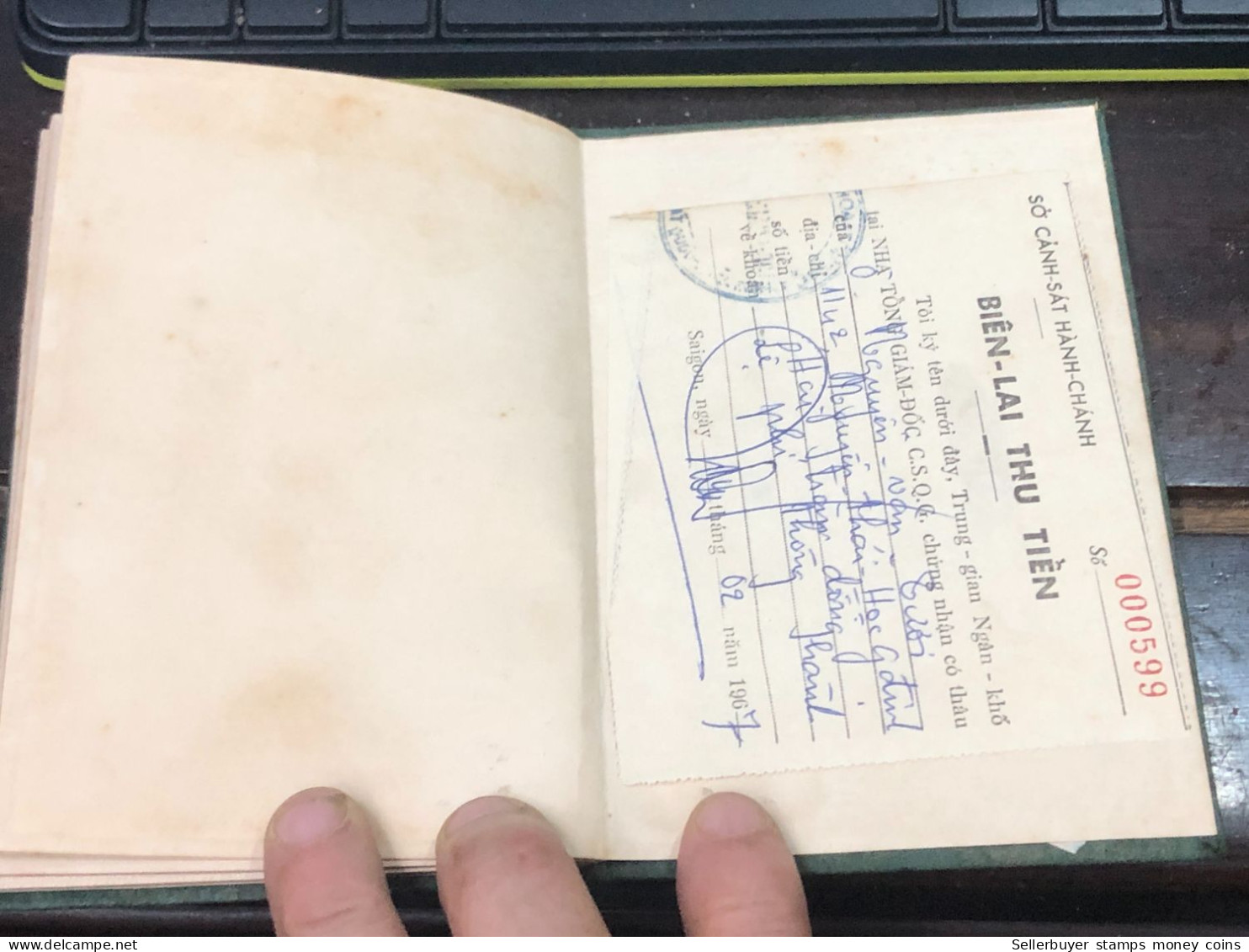 SOUTH VIET NAM -OLD-ID PASSPORT-name-NGUYEN VAN TUOI-1967-1pcs Book - Verzamelingen