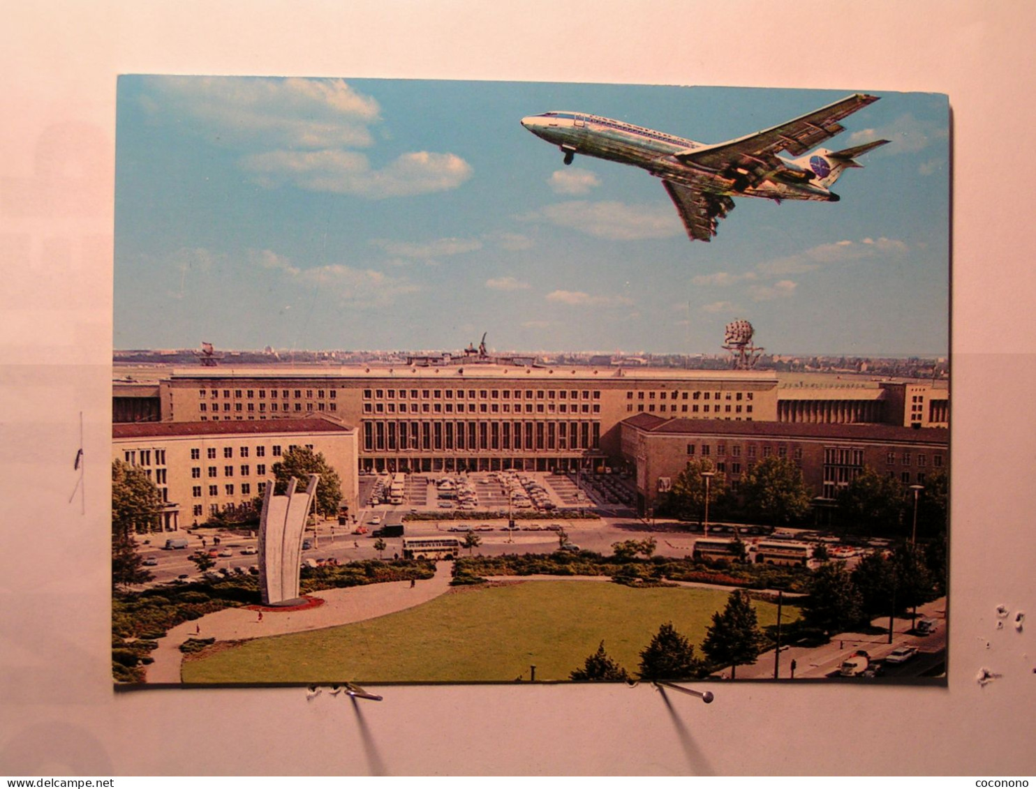 Berlin - Welstatd - Flughafen Tempelhof - Berliner Mauer