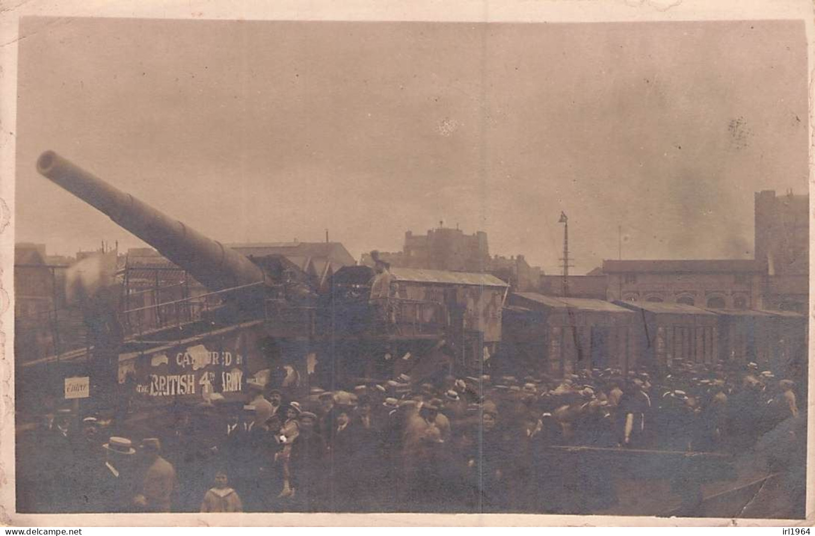 CARTE PHOTO RELATANT LA CAPTURE D'UNE GROSSE BERTHA PAR LA 4 Ième Armée Britannique 1918 - Ausrüstung