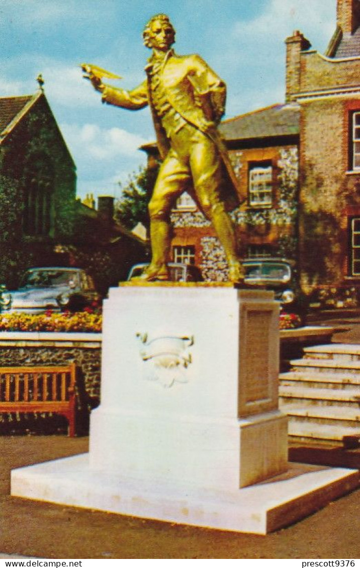 Tom Paine Statue, Kings House, Thetford - Norfolk - Unused Saucy Postcard - National Series -N1 - Norwich