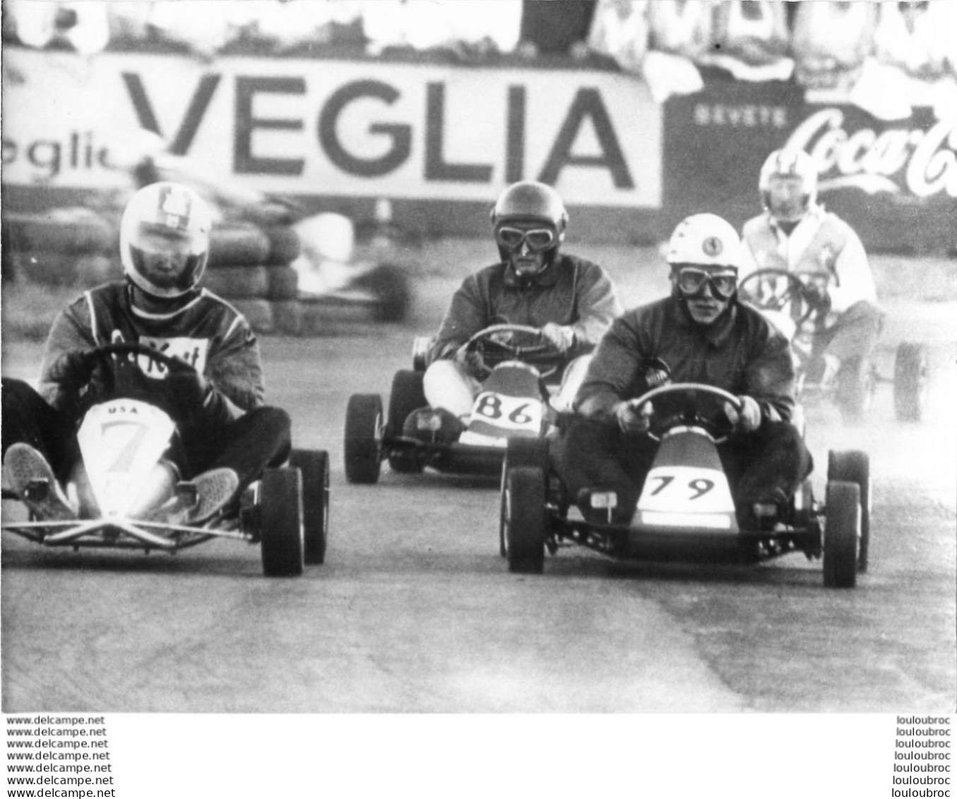 KARTING CHAMPIONNAT DU MONDE A MILAN VAINQUEUR GUILIO PERNIGOTTI SUR 200 CC PHOTO KEYSTONE FORMAT 24 X 18 CM - Sporten