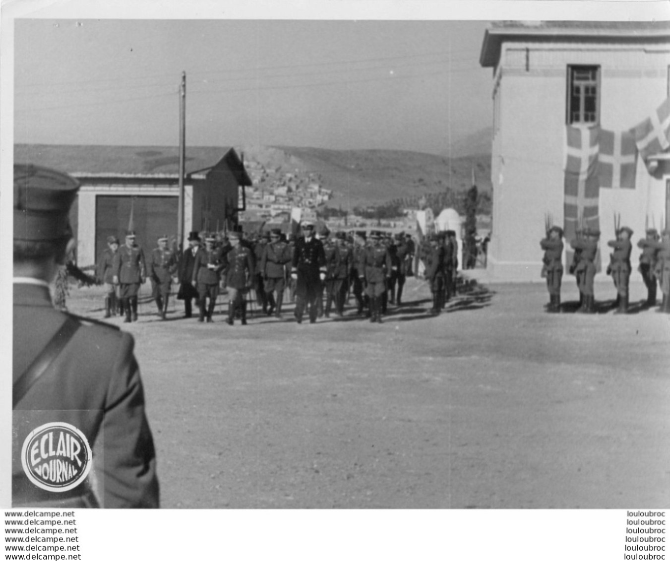 GRANDE PHOTO ARGENTIQUE ARMEE MILITAIRE EDITION ECLAIR JOURNAL  24 X 18 CM REF 4 - Krieg, Militär