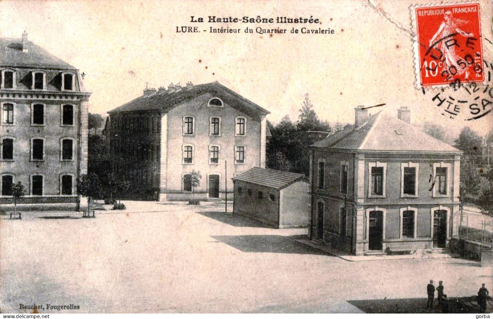 *CPA - 70 - LURE - Intérieur Du Quartier De Cavalerie - Vue Pas Courante - Lure