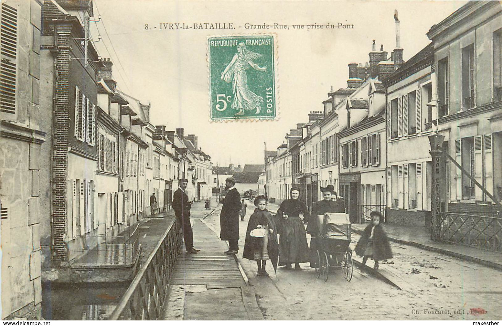 IVRY LA BATAILLE Grande Rue Vue Prise Du Pont - Ivry-la-Bataille