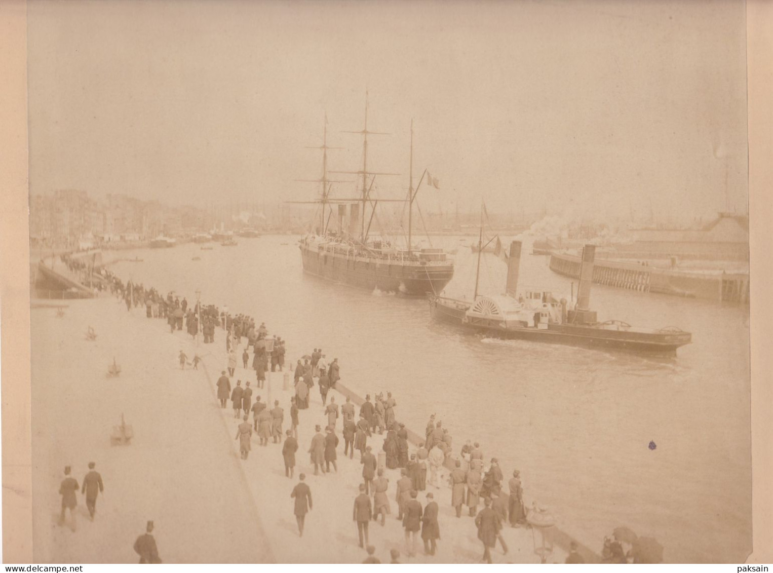 LE HAVE Photo 1885 Entrée Du Steamer L'Amérique De La Compagnie Générale Transatlantique Seine-Maritime Bateau Paquebot - Boten