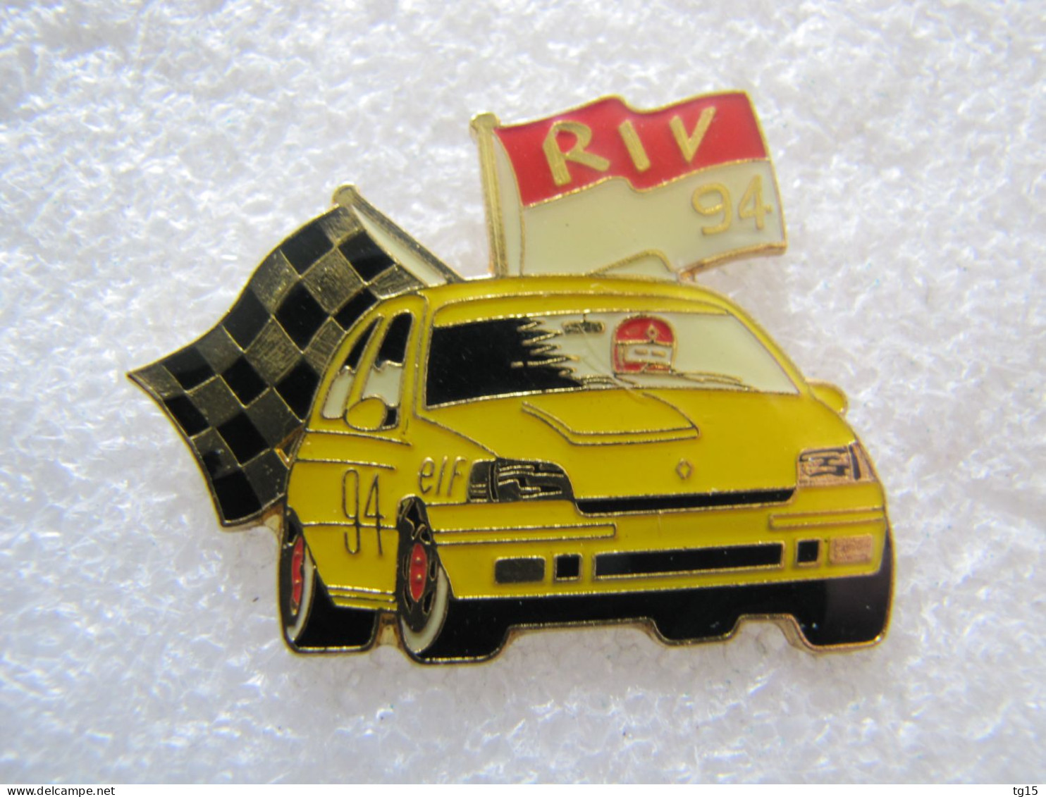 RARE  PIN'S    RENAULT  CLIO 16 S  RALLYE INTERNATIONAL DU  VALAIS  1994  Epoxy Top Qualité - Renault