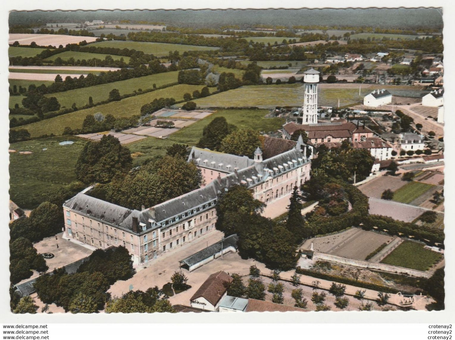 18 CHEZAL BENOIT Vers Lignères St Amand Montrond N°10.81 Ancien Collège Vue Aérienne Château D'eau VOIR DOS - Saint-Amand-Montrond