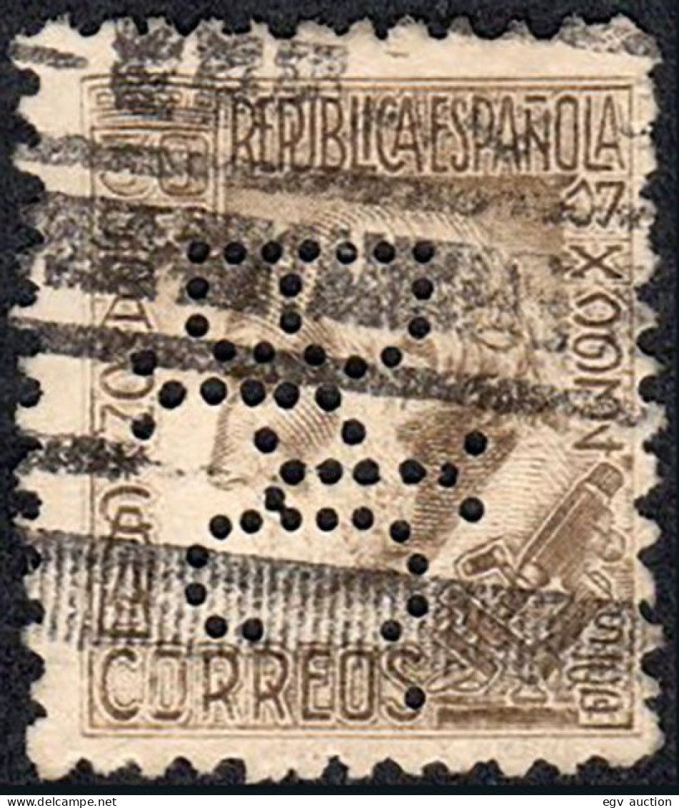 Madrid - Perforado - Edi O 680 - "BIIC." (Banco) - Used Stamps