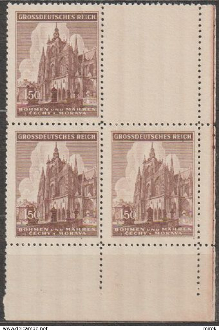 12/ Pof. 120, Corner 4-block - Unused Stamps