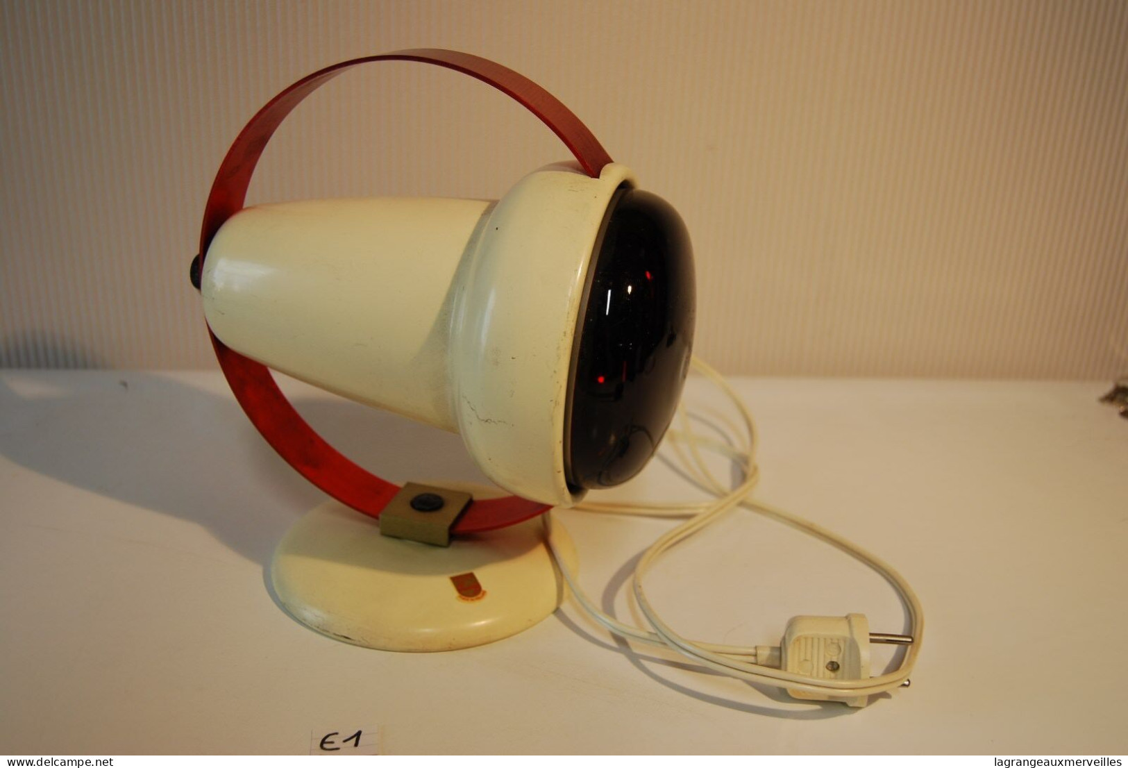 E1 Ancienne Lampe PHILIPS Vintage 60' Charlotte Perriand INFRAPHIL - Lantaarns & Kroonluchters