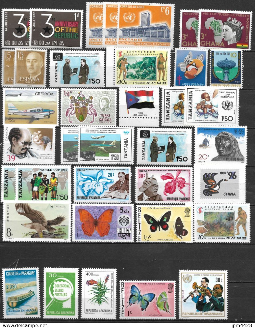 Monde, Etranger Vrac Lot De 352 Timbres Et 1 Bloc Neufs** - Lots & Kiloware (mixtures) - Max. 999 Stamps
