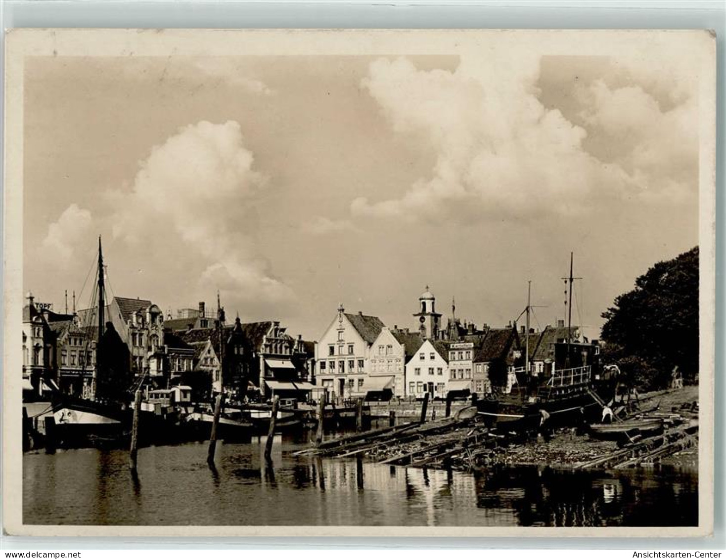 39214607 - Husum , Nordsee - Husum