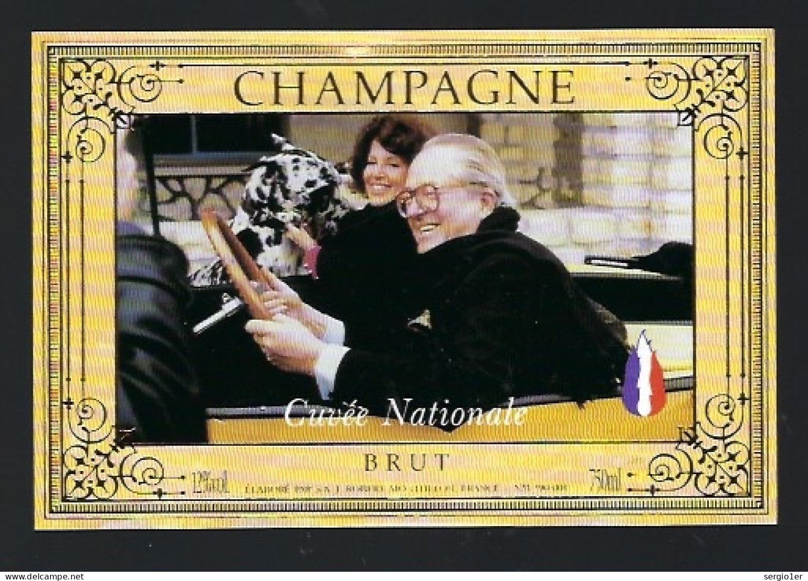 Etiquette Champagne Brut Cuvée Nationale "FN" Le Pen J Robert à Monthelon Marne 51 En Voiture Ancienne  Chien - Champagne