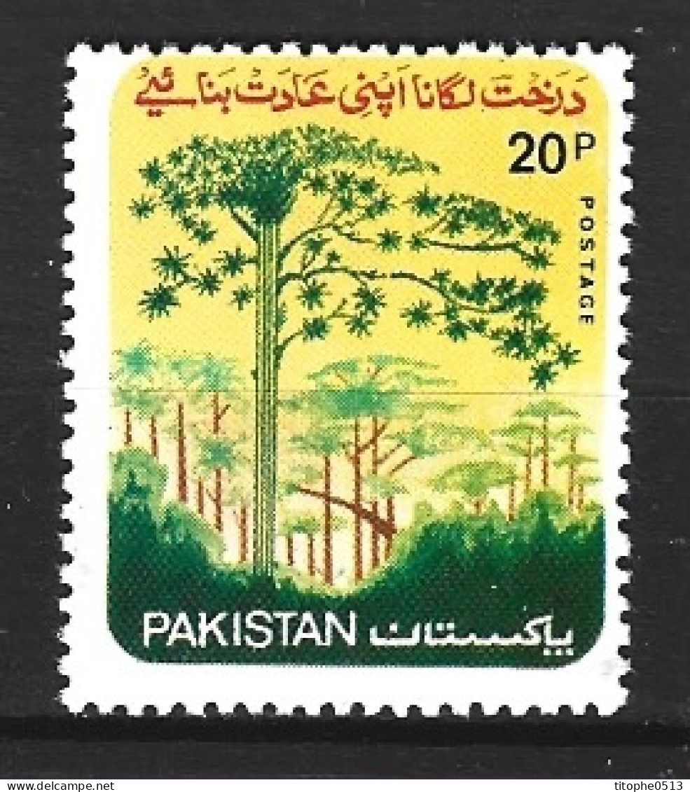 PAKISTAN. N°442 De 1977. Reboisement. - Arbres