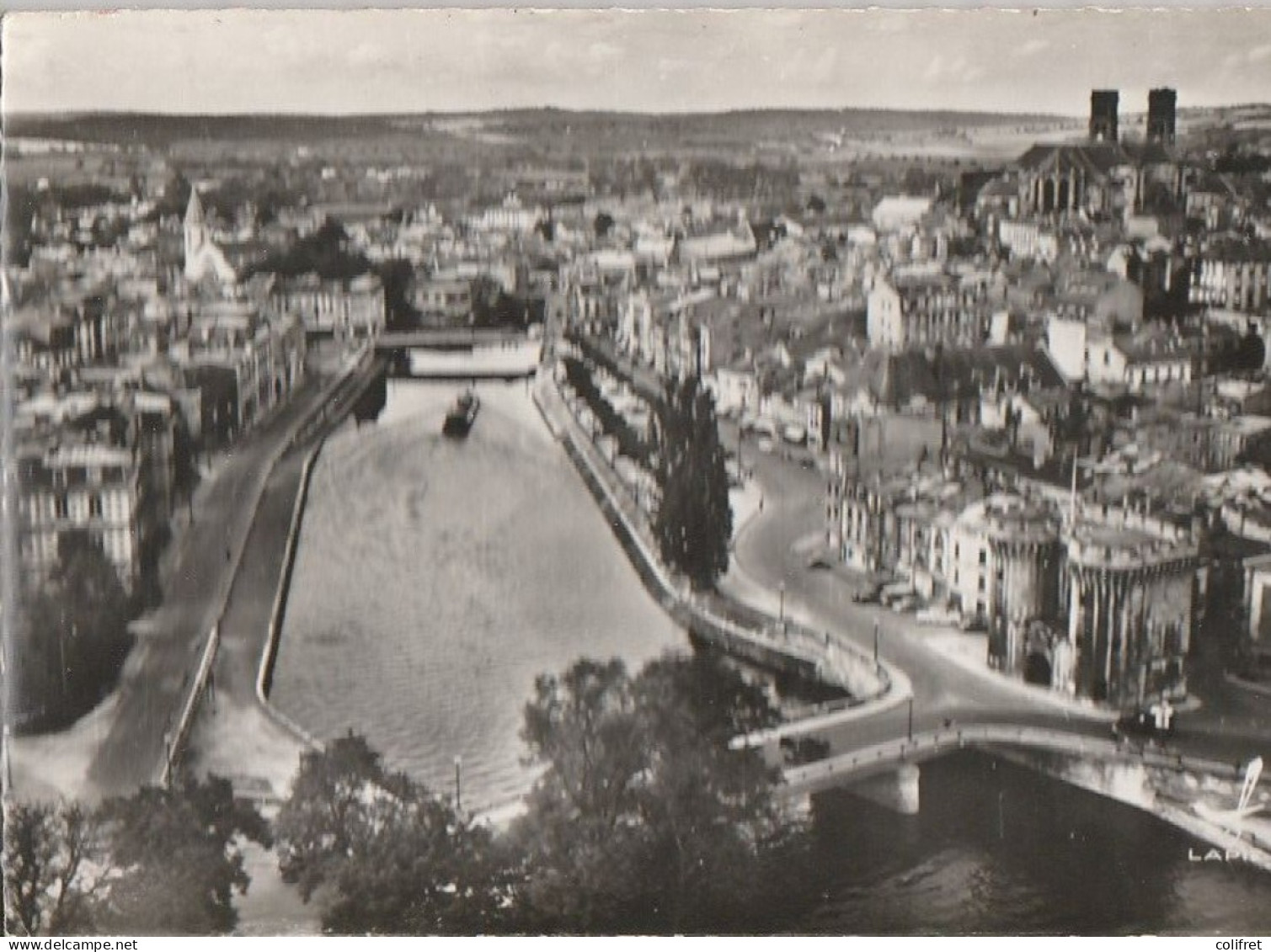 55 - Verdun - Vue Aérienne  -  Les Ponts Sur La Meuse - Verdun