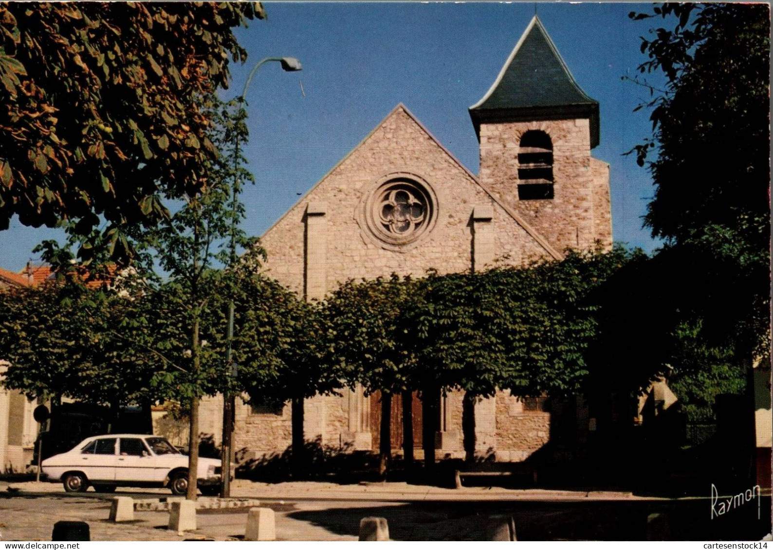 N°1971 W -cpsm Chennevières Sur Marne -une Peugeot 504- - Voitures De Tourisme