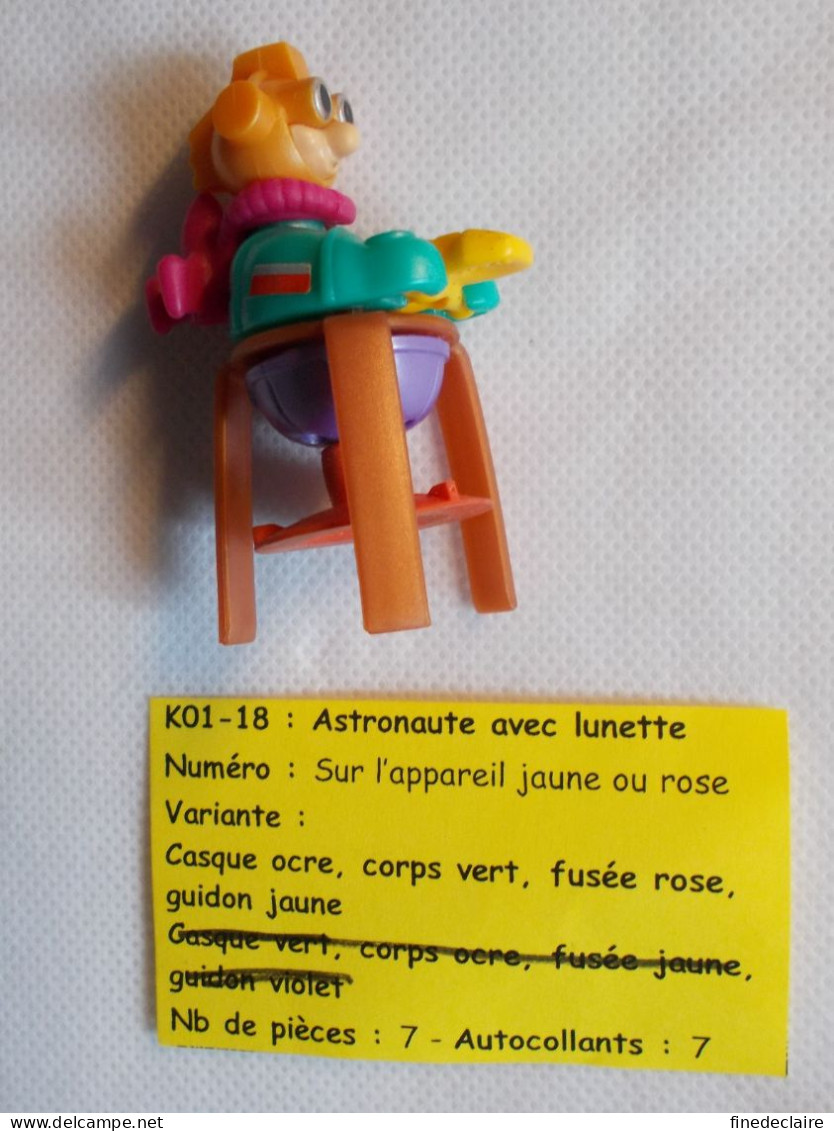 Kinder - Astronaute Avec Lunette Ocre, Corps Vert, Fusée Rose Et Guidon Jaune - K01- 18 - Sans BPZ - Inzetting