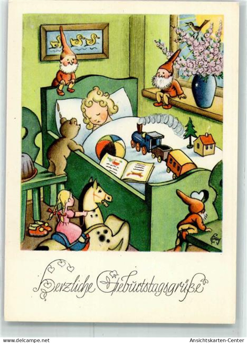 39436807 - Geburtstag TeddybaerEisenbahn Schaukelpferd Spielzeug - Fairy Tales, Popular Stories & Legends